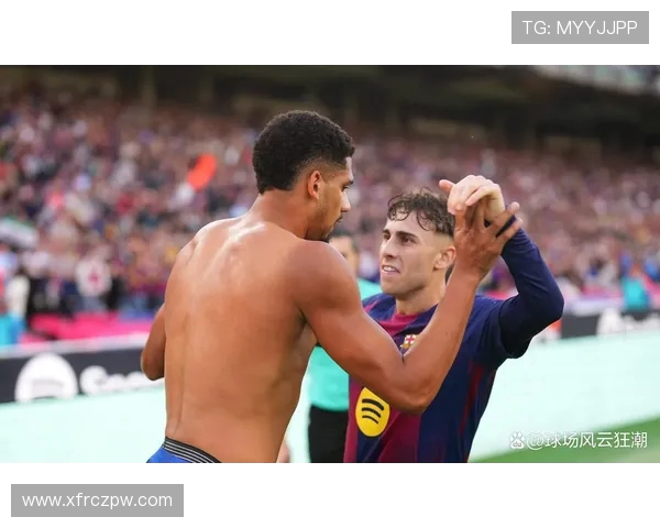 斯基拉:狼队敲定 21 岁西班牙边锋,费尔 - 洛佩斯签约至 2030 年(3) 斯基拉:狼队敲定 21 岁西班牙边锋,费尔 - 洛佩斯签约至 2030 年(3)