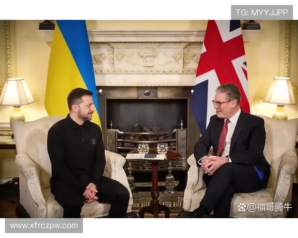 泽连斯基首受英仪仗队欢迎 查尔斯三世让其先行 泽连斯基首受英仪仗队欢迎 查尔斯三世让其先行