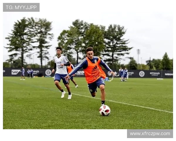 迪巴拉恢复合练！阿根廷双星备战新赛季